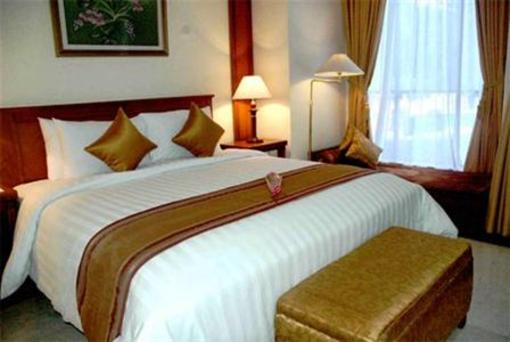 фото отеля Hotel Sahid Jaya Lippo Cikarang Bekasi