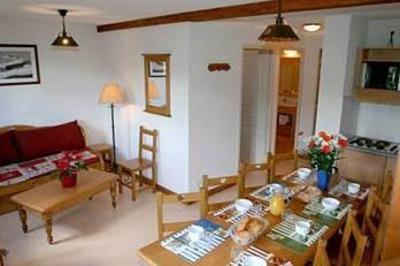 фото отеля ResidHotel Les Chalets de La Porte des Saisons