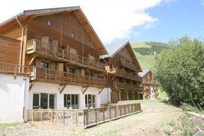 фото отеля ResidHotel Les Chalets de La Porte des Saisons