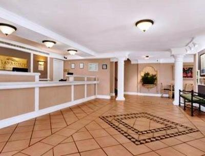 фото отеля Baymont Inn & Suites Longview