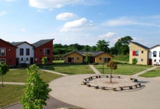 фото отеля Euroville Jugend Und Sporthotel Naumburg