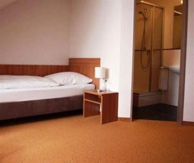 фото отеля Hotel Bramstedter Wappen