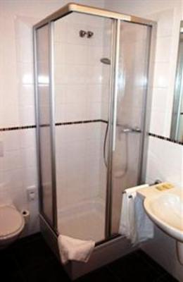 фото отеля Hotel Bramstedter Wappen