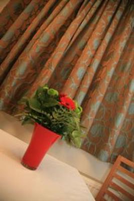 фото отеля Tamasha Hotel
