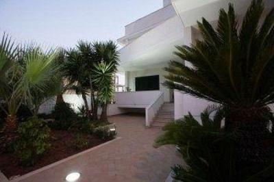 фото отеля Villa Stesia Bed & Breakfast