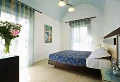 фото отеля Black Sand Hotel Apartments