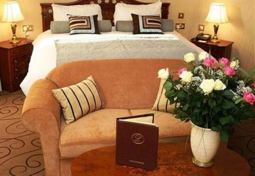 фото отеля Lawlors Hotel