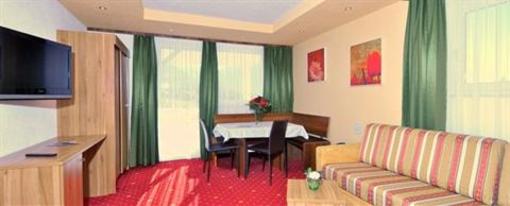 фото отеля Apart Hotel Garni Olympia Telfs