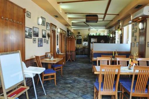 фото отеля Restaurace A Penzion Garnet
