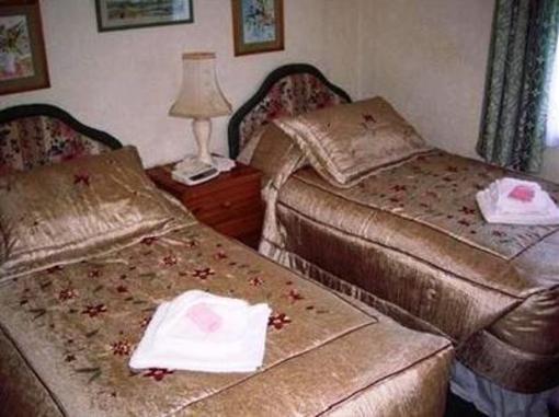 фото отеля The Beech Tree Guesthouse Christchurch (England)
