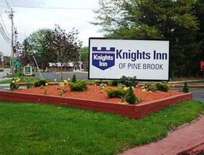фото отеля Knights Inn Pine Brook