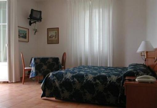 фото отеля Albergo Loveno