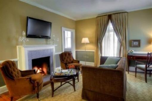 фото отеля Woodlands Inn