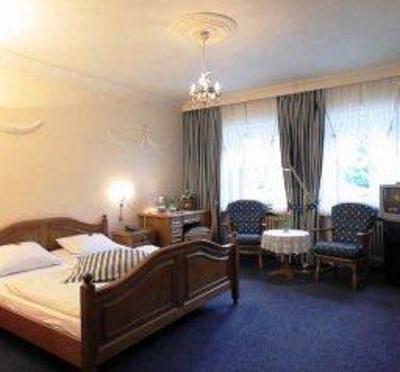 фото отеля Hotel Niedersachsen Jesteburg
