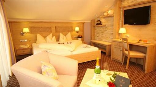 фото отеля Parkhotel Burgmuhle