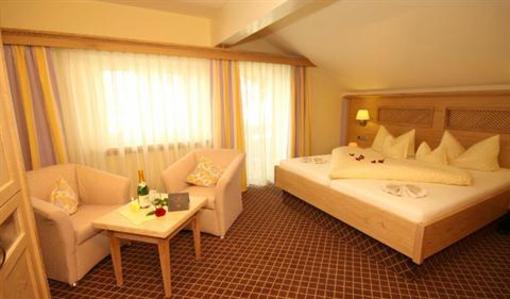фото отеля Parkhotel Burgmuhle