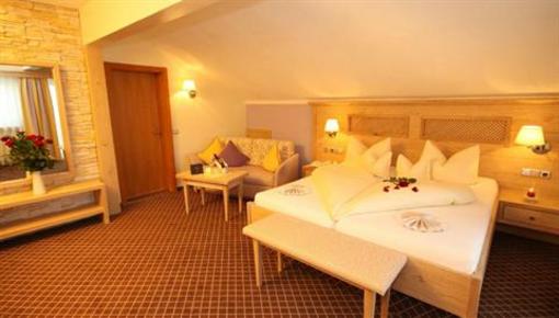 фото отеля Parkhotel Burgmuhle