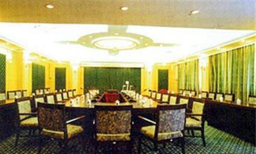 фото отеля Qianyang Hotel