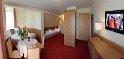 фото отеля Hotel Trofana