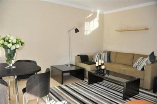 фото отеля Comm Apartment Poznan