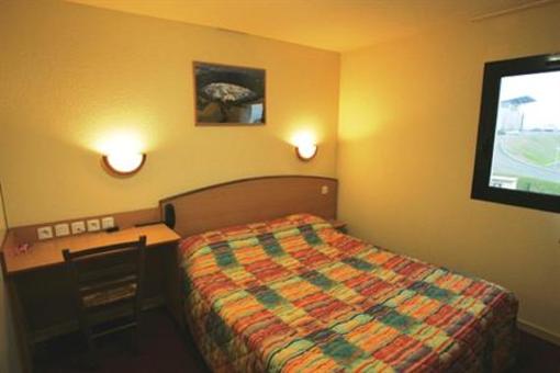фото отеля P'tit Dej-Hotel Clermont-Ferrand