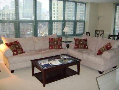 фото отеля Suite Home Chicago - One Superior Place