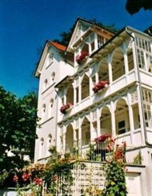 фото отеля Apartments Haus Eintracht Sellin