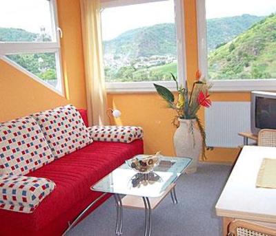 фото отеля Anitas Ferienhaus Hotel Cochem