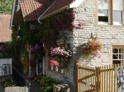 фото отеля The Bear Inn Street