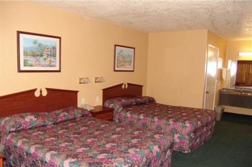 фото отеля Budget Inn of Bellflower