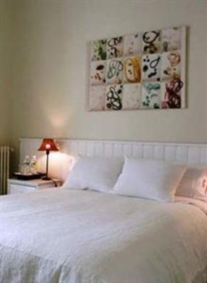 фото отеля Hostal Poblenou