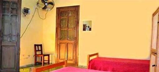 фото отеля Hostal El Quara