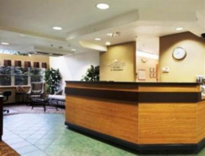 фото отеля GuestHouse Inn & Suites Sutherlin Roseburg