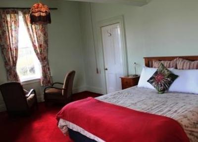 фото отеля Murrell's Grand View House Bed & Breakfast Manapouri