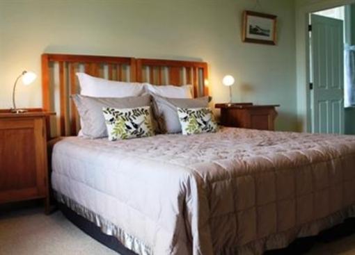 фото отеля Murrell's Grand View House Bed & Breakfast Manapouri