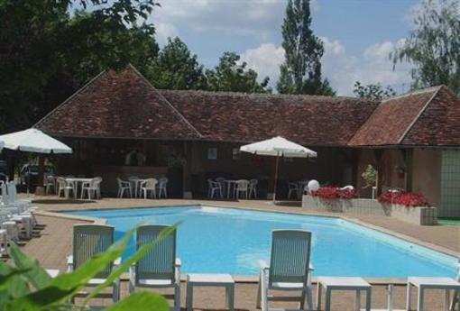 фото отеля Logis Le Relais Fleuri