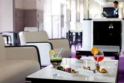 фото отеля Hotel Chapelle et Parc