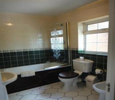 фото отеля Gibtel Lodge