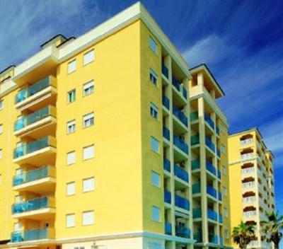 фото отеля Apartamentos Veneziola Golf II