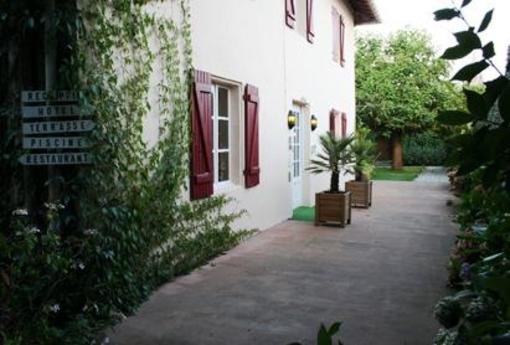фото отеля Hostellerie de la Foret