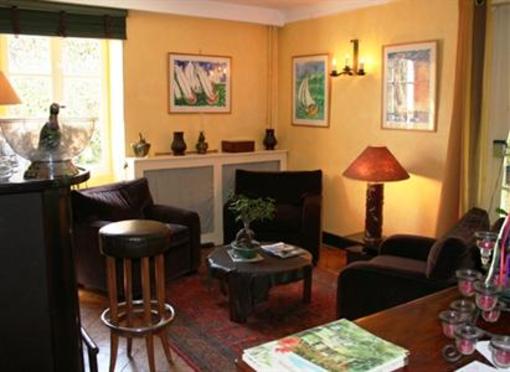 фото отеля Hostellerie de la Foret
