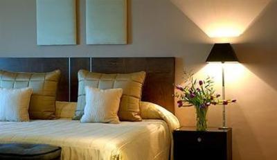 фото отеля Mirasierra Suites Hotel