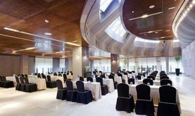 фото отеля Mirasierra Suites Hotel