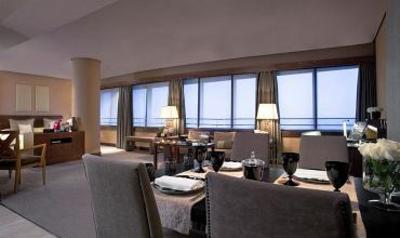 фото отеля Mirasierra Suites Hotel