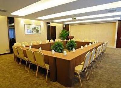 фото отеля Yangzhou Ziteng Business Hotel