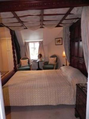 фото отеля Lowerfield Farm Bed and Breakfast