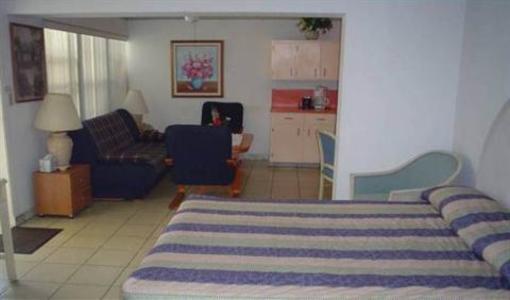 фото отеля Tropicaire Motel Lauderdale By The Sea
