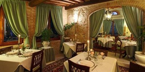 фото отеля Relais Tenuta Palazzaccio Residenza d'Epoca Asciano