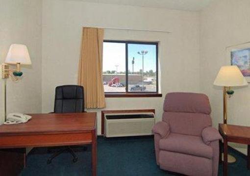 фото отеля Comfort Suites Bismarck