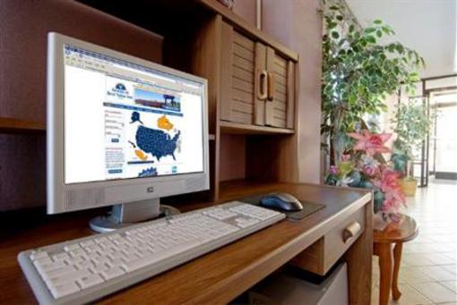 фото отеля Americas Best Value Inn Brownsville (Tennessee)